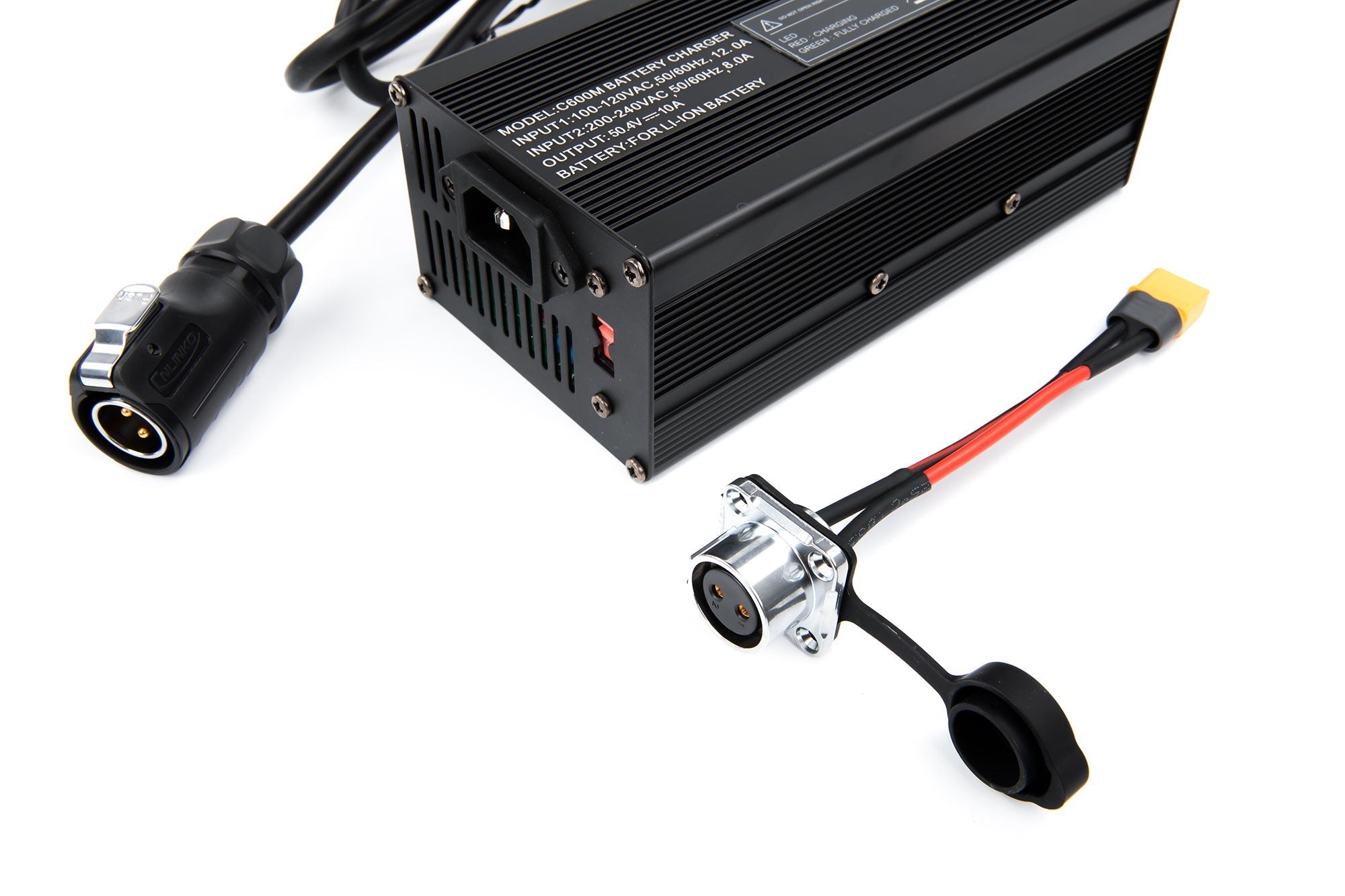 Caricabatterie da 50,4 V 10 A per pacco batteria agli ioni di litio 12S