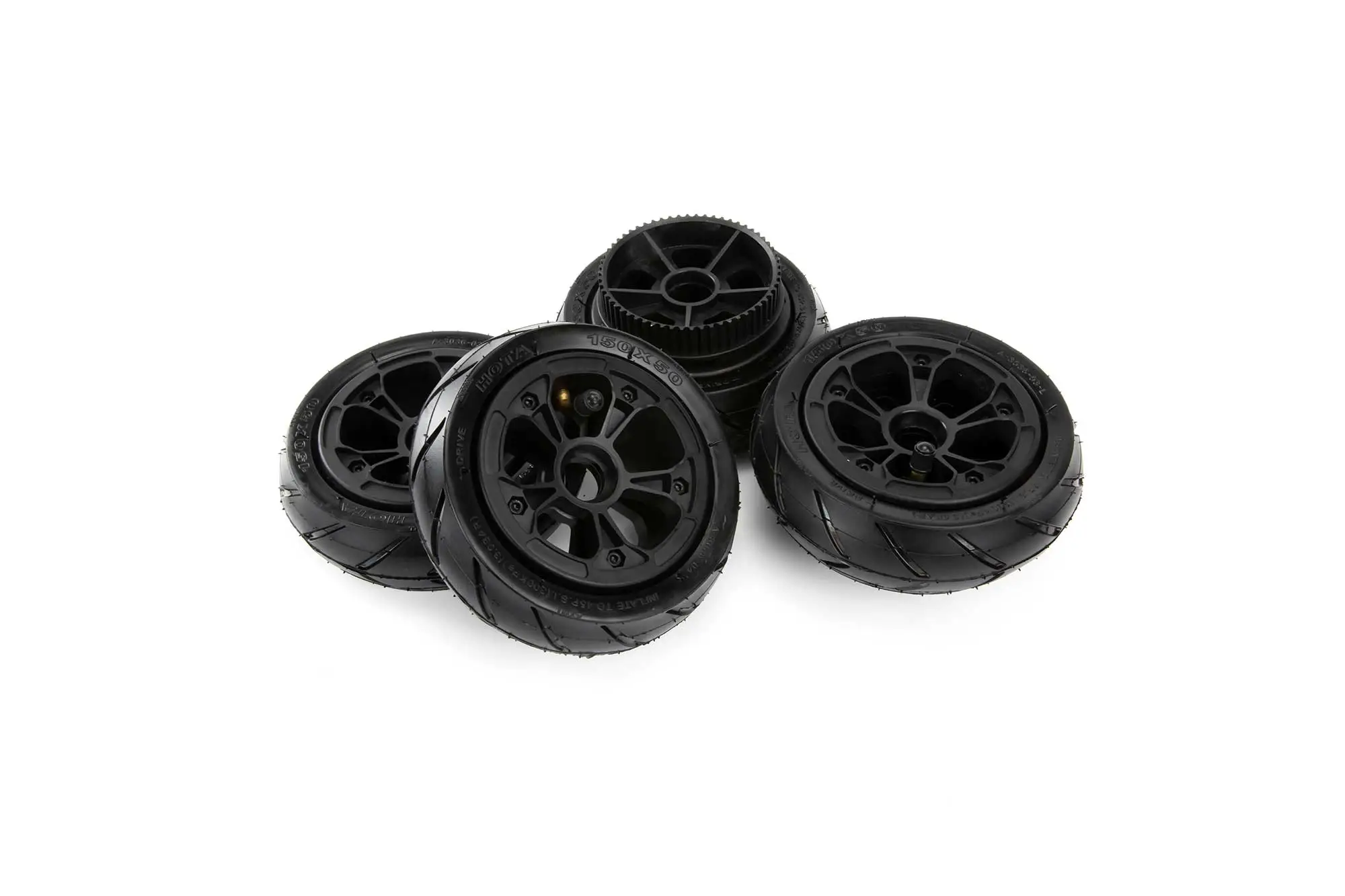 150 HOTA AT-wielset