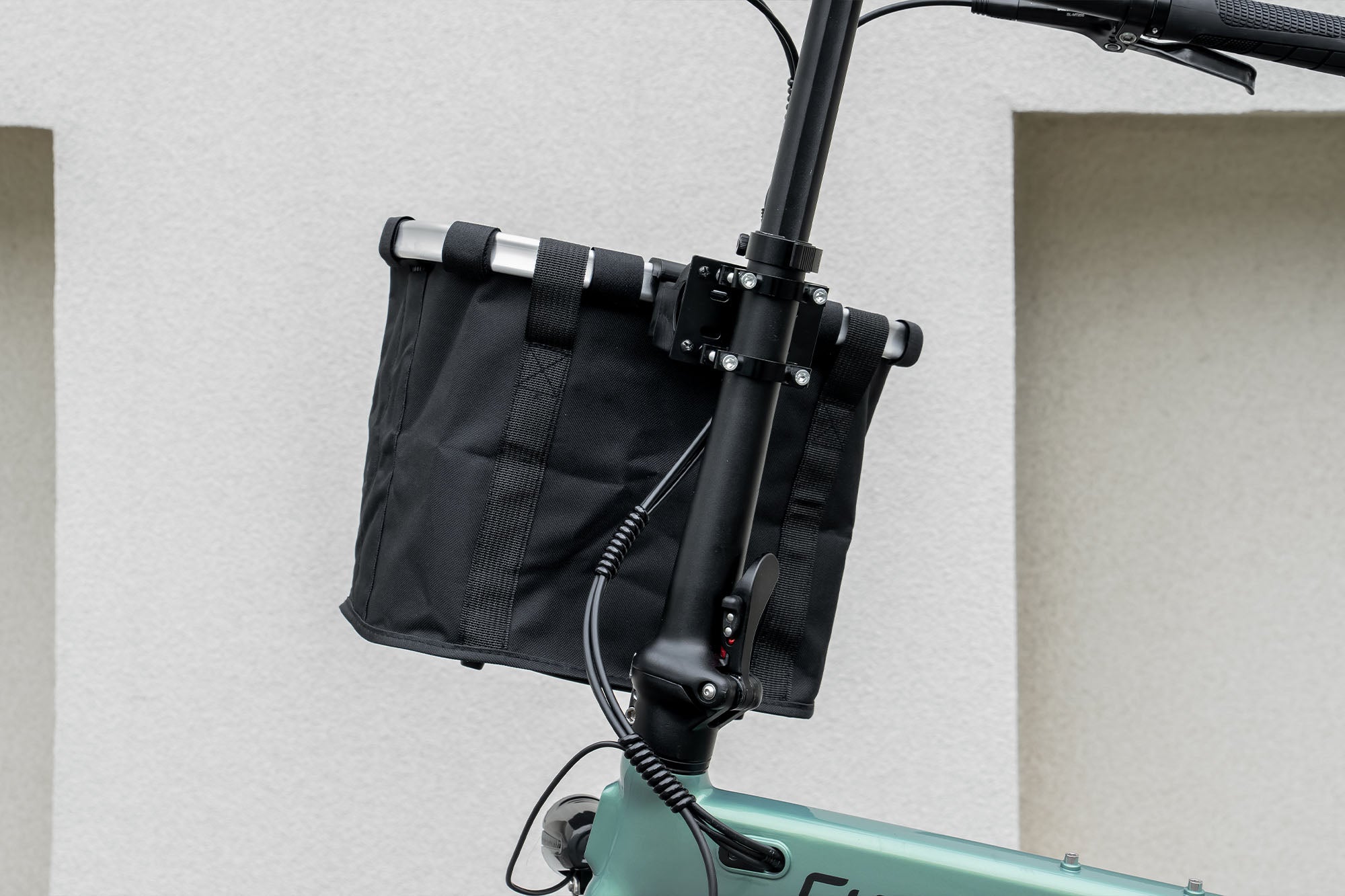 Quick Release Front Basket