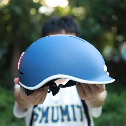 Casco elegante con luce